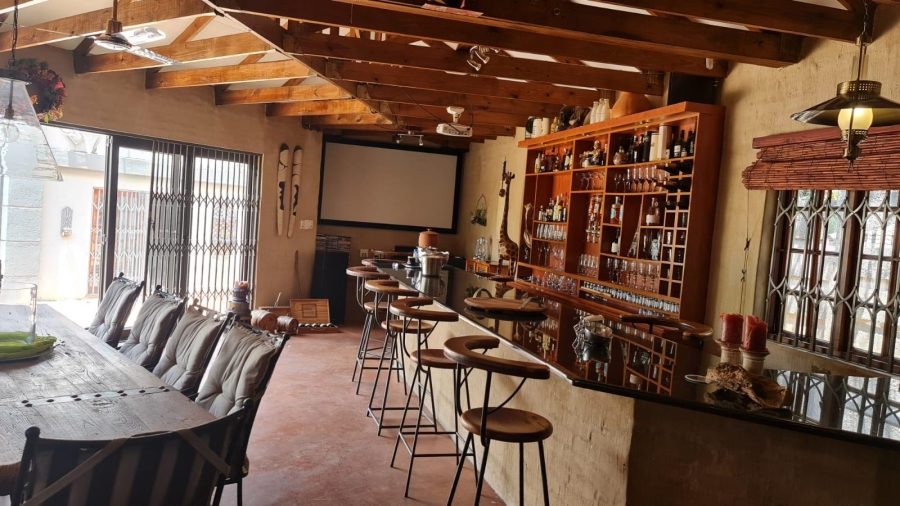 3 Bedroom Property for Sale in Safari Gardens North West